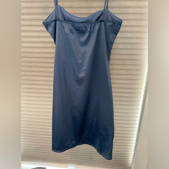 Windsor Homecoming Dress - Picture 2 of 6